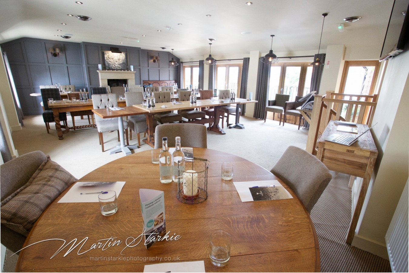 Martin Starkie Photography shoot on the conference room at the Farmers Arms